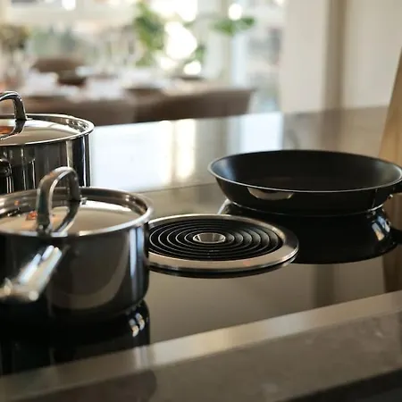 Urban Retreat Loft In The Center Apartment *