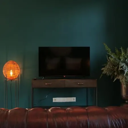 Urban Retreat Loft In The Center