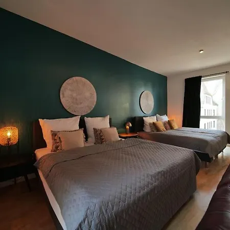 Daire Urban Retreat Loft In The Center *