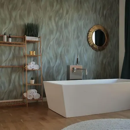 Urban Retreat Loft In The Center Daire