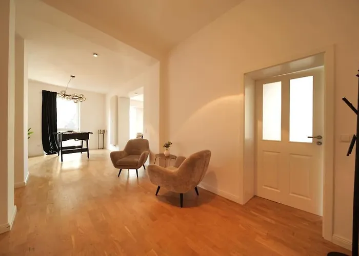 Apartment Urban Retreat Loft In The Center *