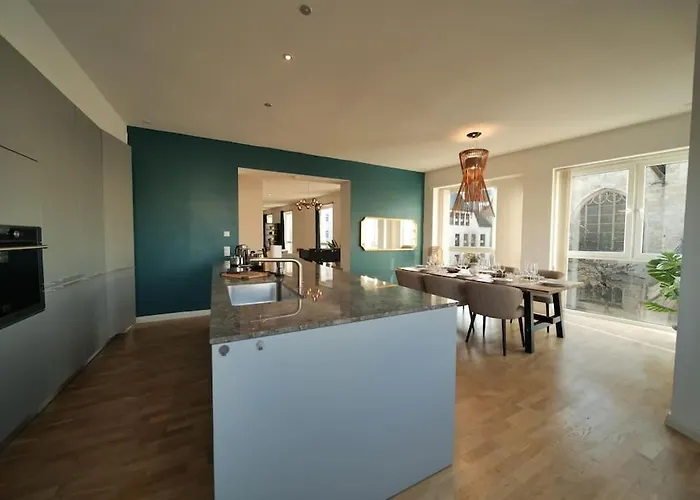 아파트 Urban Retreat Loft In The Center *